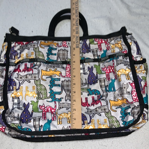 Le Sportsac multipurpose tote bag cat pattern rare find Gray with cats all over - Picture 5 of 14